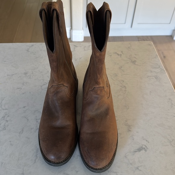 Ariat boots - Picture 2 of 3